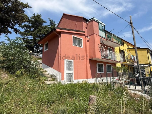 casa semindipendente in vendita a Quiliano in zona Cadibona