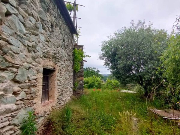 casa indipendente in vendita a Rialto