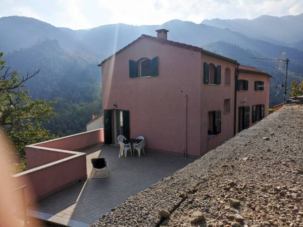 casa indipendente in vendita a Rialto