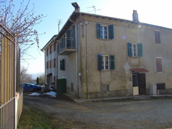 appartamento in vendita a Roccavignale in zona Pianissolo