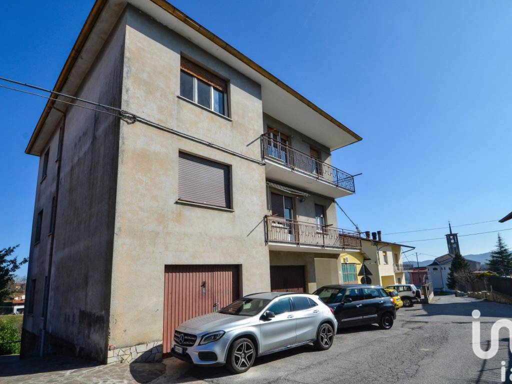 appartamento in vendita a Roccavignale in zona Strada