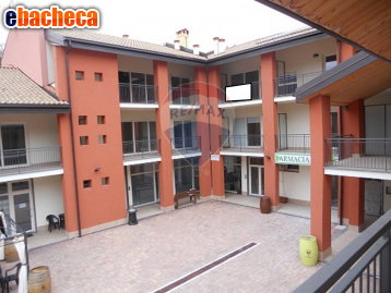 locale commerciale in vendita a Roccavignale
