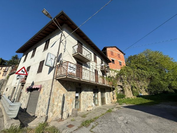 casa indipendente in vendita a Roccavignale