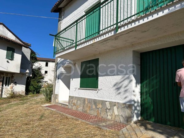 casa indipendente in vendita a Roccavignale in zona Camponuovo