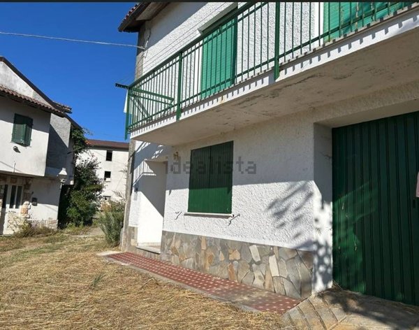 casa indipendente in vendita a Roccavignale in zona Camponuovo