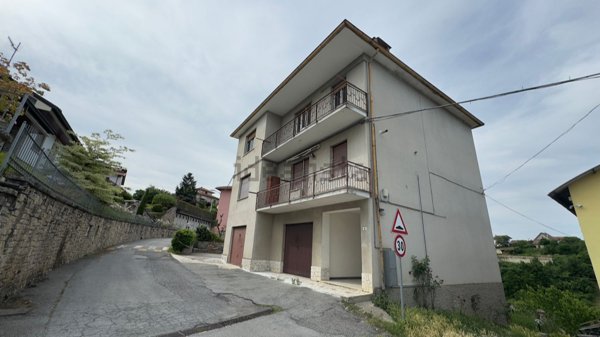 appartamento in vendita a Roccavignale in zona Case Facelli