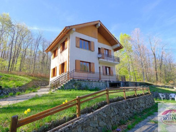 casa indipendente in vendita a Sassello
