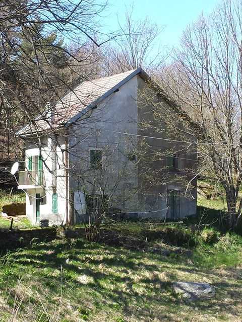 casa indipendente in vendita a Sassello