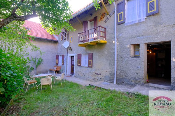 casa indipendente in vendita a Sassello in zona Piampaludo