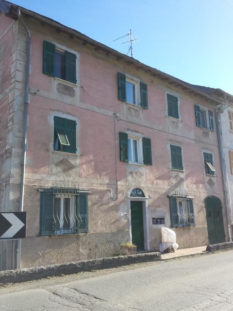 appartamento in vendita a Sassello