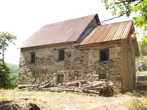 casa indipendente in vendita a Sassello