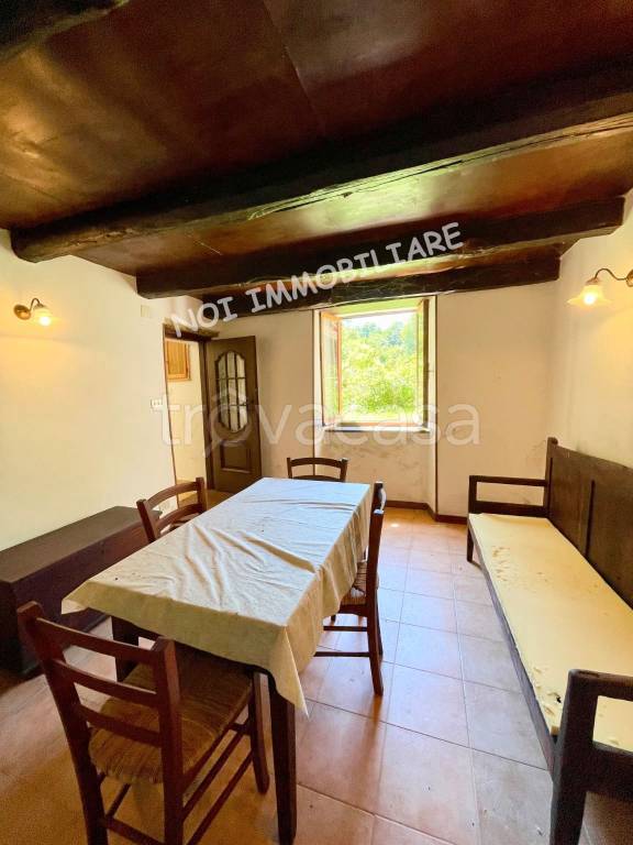 casa indipendente in vendita a Sassello in zona Piampaludo