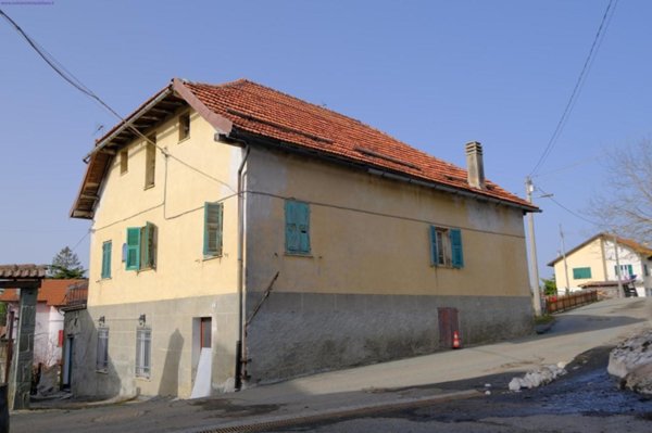 casa semindipendente in vendita a Sassello in zona Palo