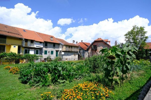 casa semindipendente in vendita a Sassello