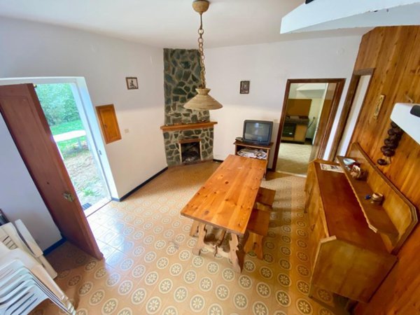 casa indipendente in vendita a Sassello