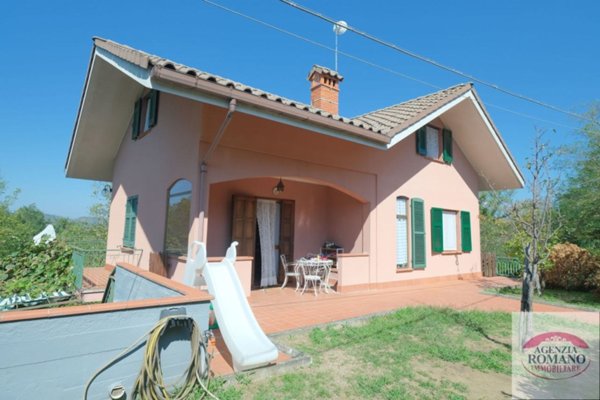 casa indipendente in vendita a Sassello