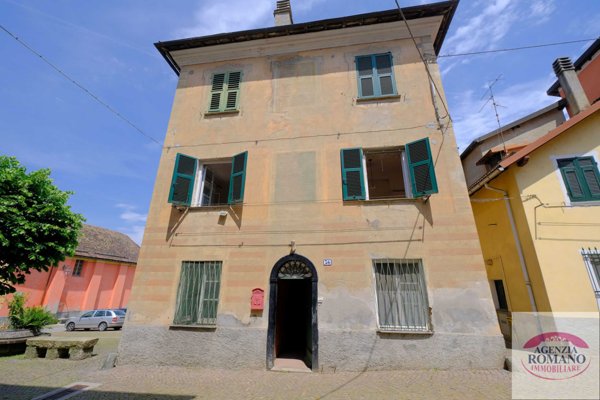 casa indipendente in vendita a Sassello