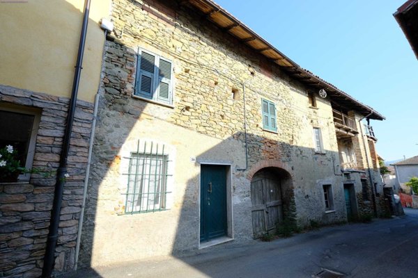 casa semindipendente in vendita a Sassello