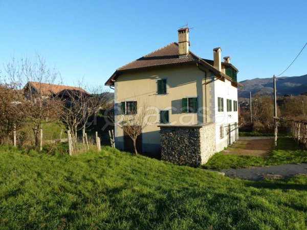 casa indipendente in vendita a Sassello