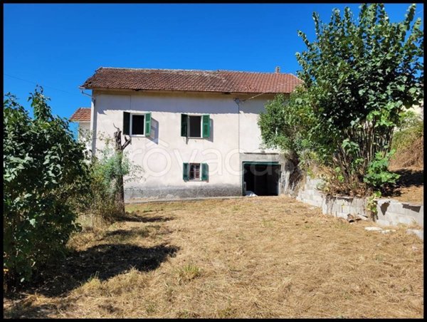 casa indipendente in vendita a Sassello
