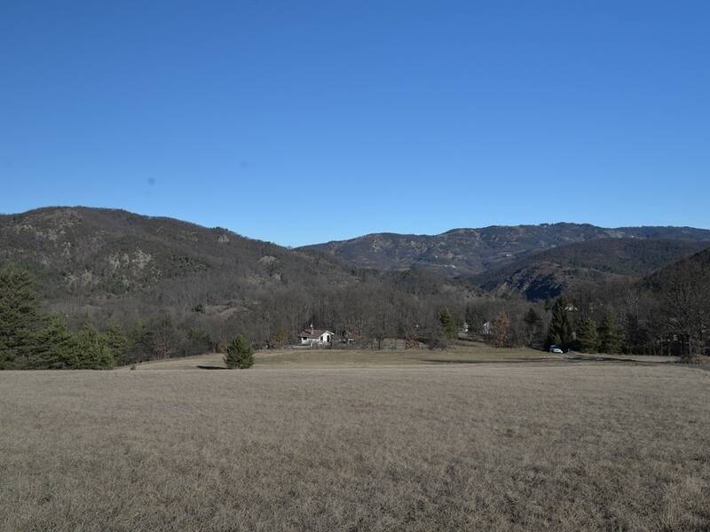 terreno edificabile in vendita a Sassello
