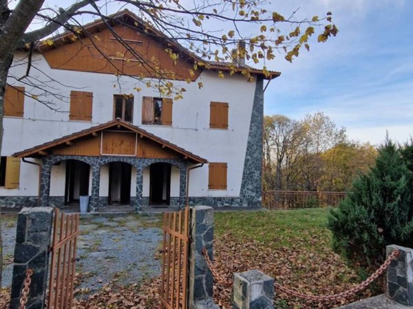 casa indipendente in vendita a Sassello