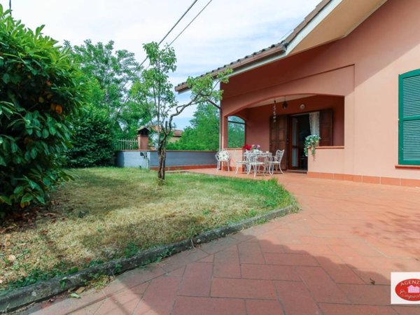 casa indipendente in vendita a Sassello