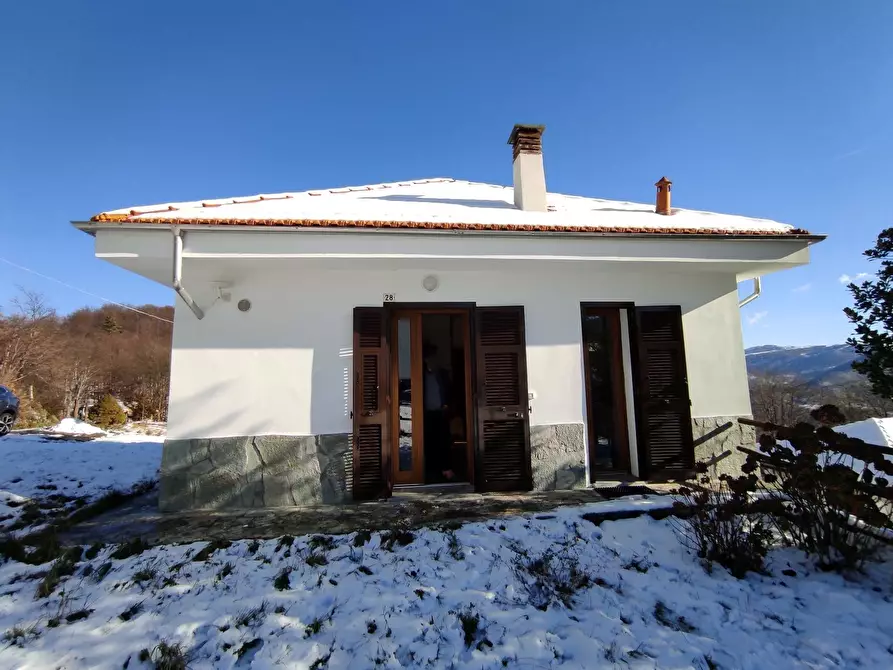 casa indipendente in vendita a Sassello in zona Piampaludo
