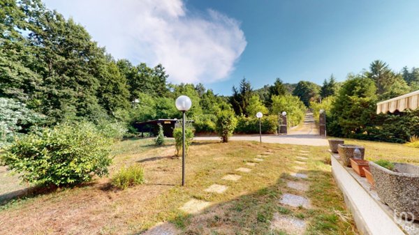 casa indipendente in vendita a Sassello