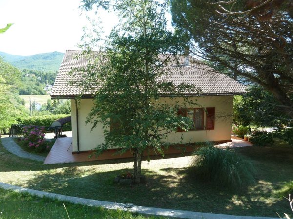 casa indipendente in vendita a Sassello