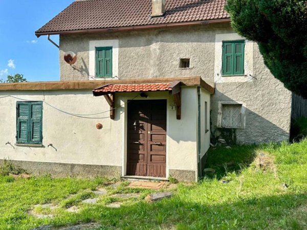 casa indipendente in vendita a Sassello in zona Piampaludo