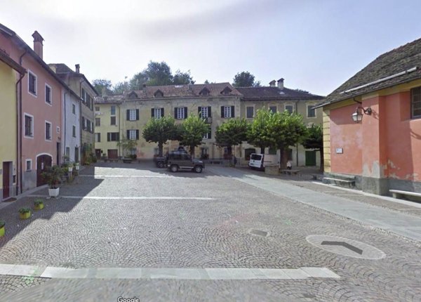 casa semindipendente in vendita a Sassello