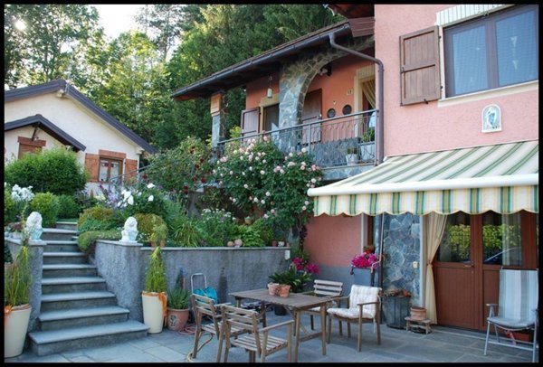 casa indipendente in vendita a Sassello