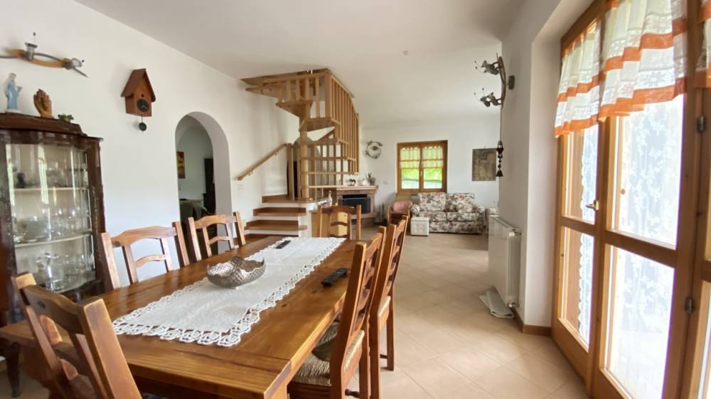 casa indipendente in vendita a Sassello in zona Maddalena