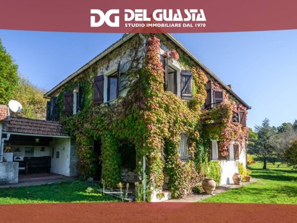 casa indipendente in vendita a Sassello