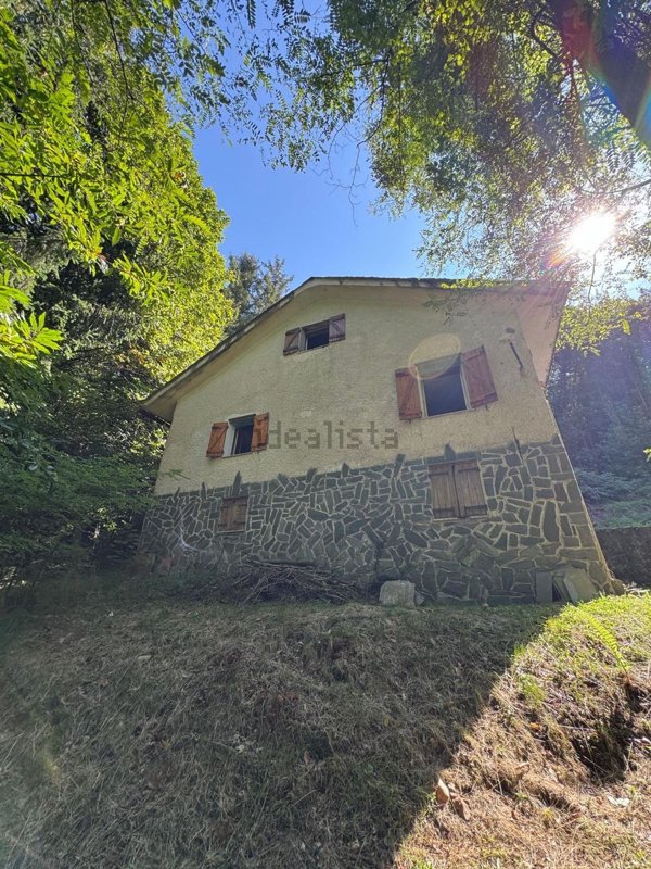 casa indipendente in vendita a Sassello