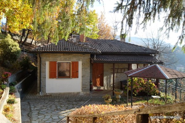 casa indipendente in vendita a Sassello