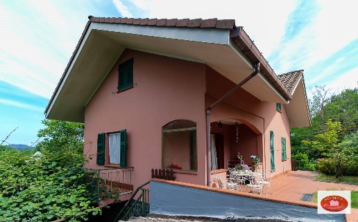 casa indipendente in vendita a Sassello