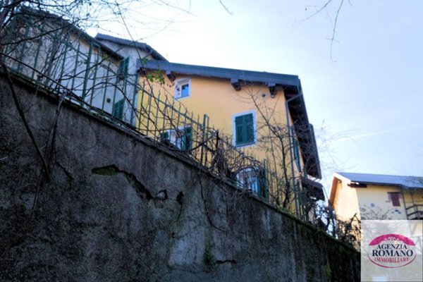 casa indipendente in vendita a Sassello