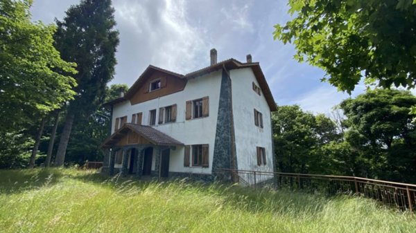 casa indipendente in vendita a Sassello