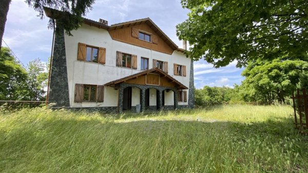 casa indipendente in vendita a Sassello