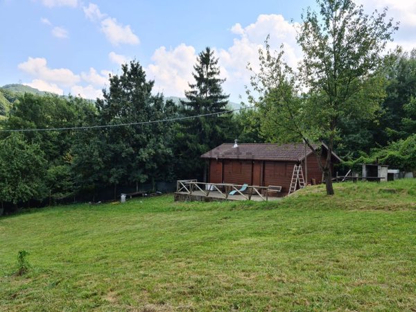 casa indipendente in vendita a Sassello