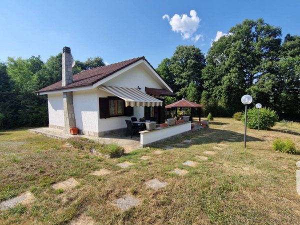 casa indipendente in vendita a Sassello