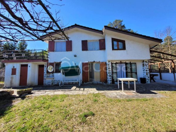 casa indipendente in vendita a Sassello