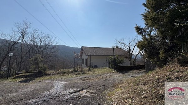 villa in vendita a Sassello