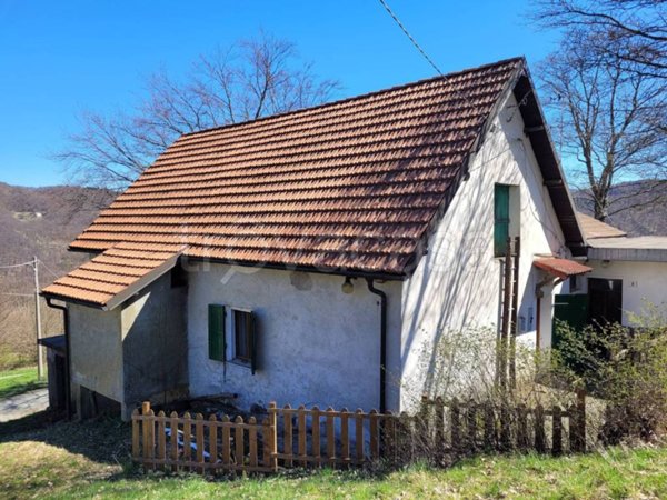 casa indipendente in vendita a Sassello in zona Alberola