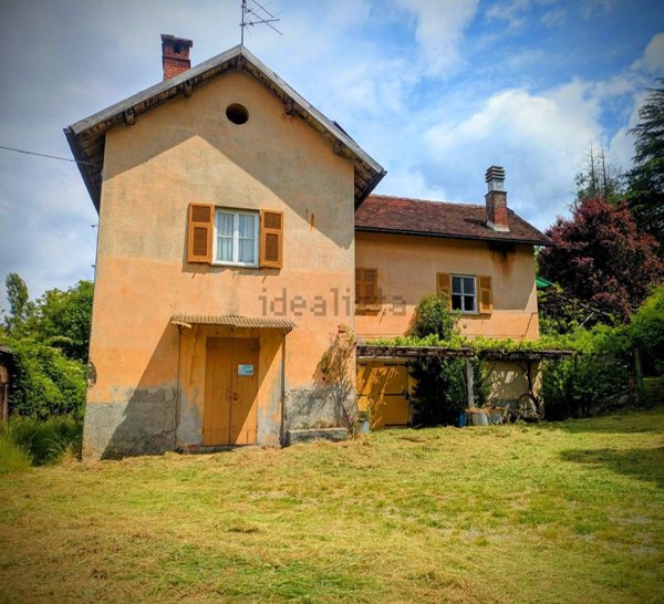 casa indipendente in vendita a Sassello