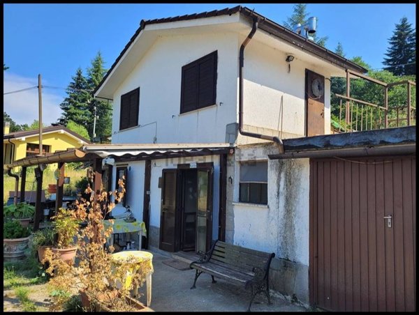 casa indipendente in vendita a Sassello