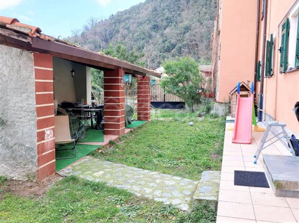 appartamento in vendita a Savona in zona Santuario