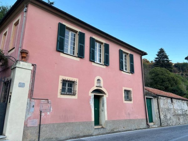 casa indipendente in vendita a Savona in zona Santuario